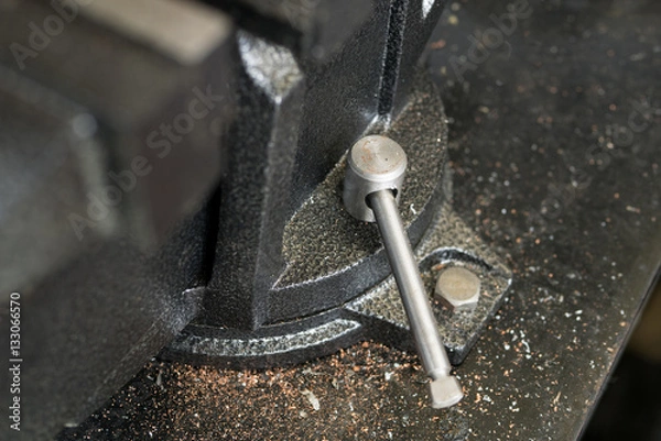 Obraz Bench vise swivel lock 