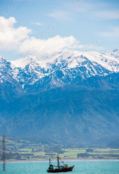 Fototapeta snowy peaks