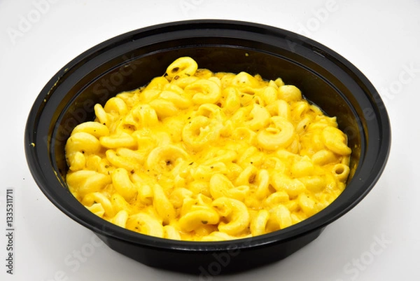 Obraz Classic Creamy Mac and Cheese – Comfort Food Perfection
