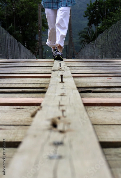 Obraz Stepping on  the line 