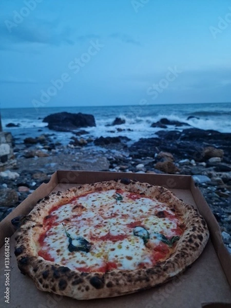 Obraz Coastal Indulgence: Pizza by the Sea