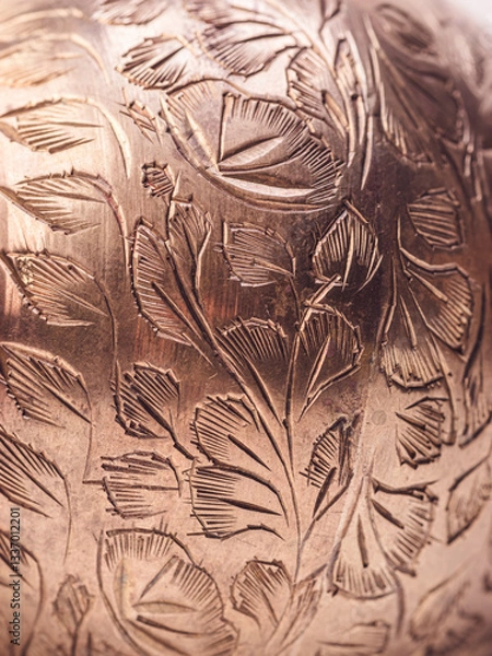 Obraz leaf pattern golden metallic shiny surface