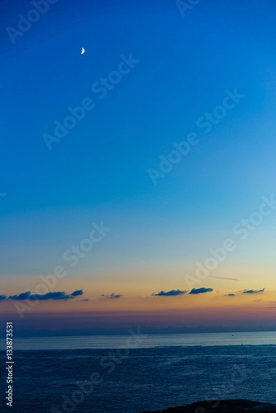 Fototapeta Moon on the sea