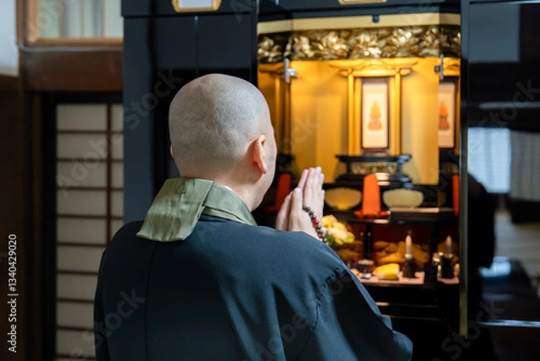 Obraz 永代供養する僧侶
