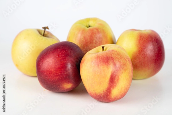 Fototapeta apples on white