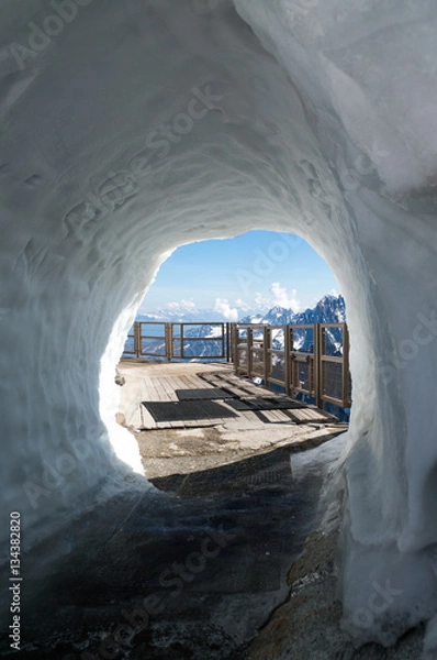 Obraz The view to the mountain peaks through the snow hole