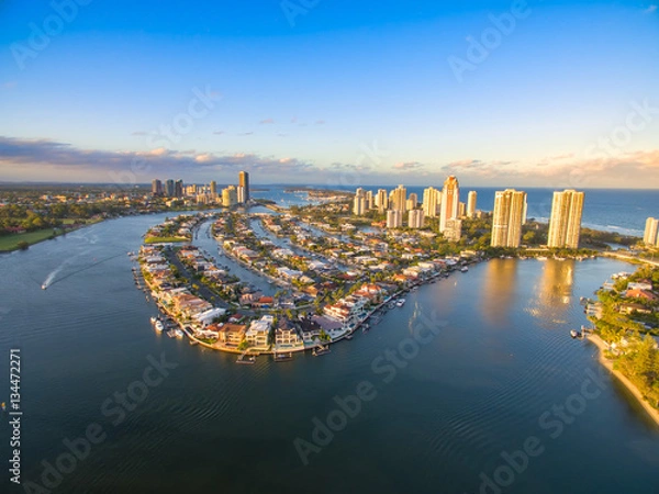 Fototapeta An aerial image of Surfers Paradise on the Gold Coast, Queensland, Australia