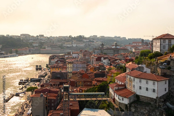 Fototapeta View from the Dom Luis I bridge on Ribeira district in Porto