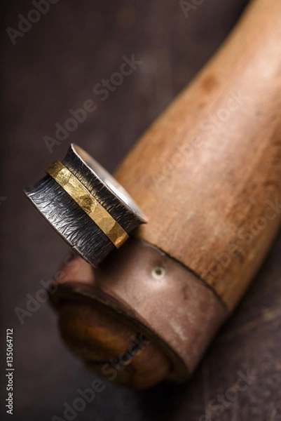 Obraz Handmade silver spinner ring_the workshop collection 