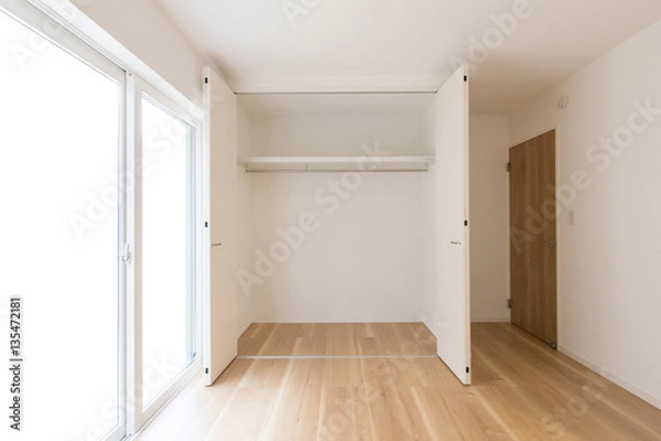 Obraz クローゼットのある洋室