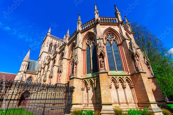 Fototapeta Cambridge, UK: Beautiful view of St. John's college chapel in a sunny day, England,Cambridgeshire