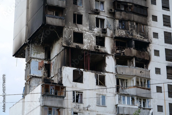 Obraz Damages after gas explosion in an apartment house. Building with gas stoves