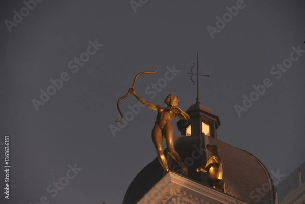 Fototapeta Angel con flecha