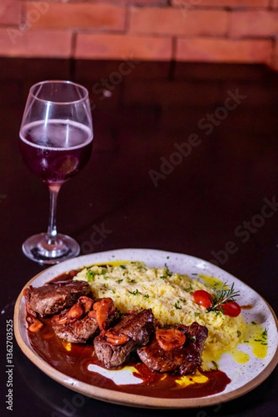 Fototapeta riser with wine