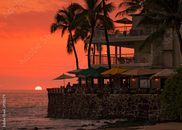 Fototapeta zachód słońca na plaży, kawiarnia