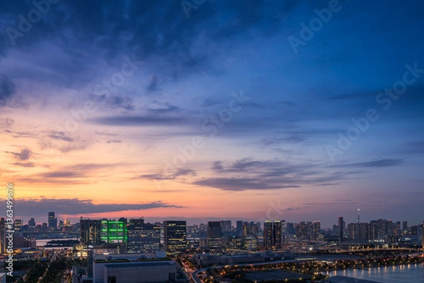 Obraz マジックアワーの東京都心の都市風景