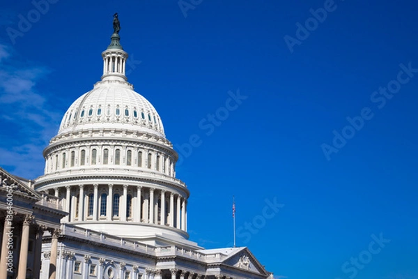 Fototapeta Capitol Building of Washington DC. Dome of Capitol at blue sky