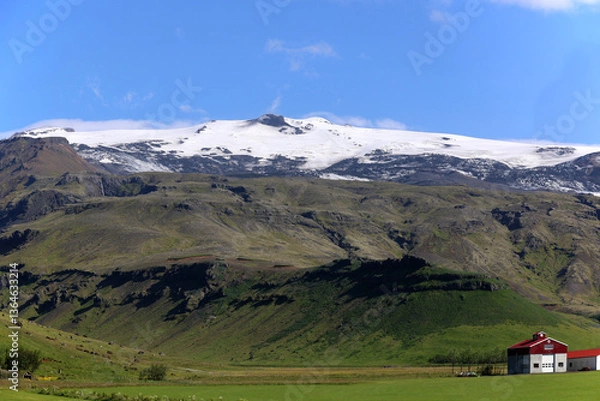 Fototapeta Iceland-Eyjafjallajokull is the sixth largest glacial island and is also named for the stratovolcano below