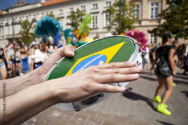 Obraz tambourine player on samba parade
