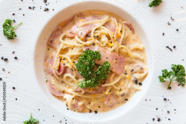 Obraz spaghetti cabonara with ham