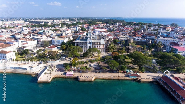 Fototapeta Каменный город остров Занзибар с высоты птичьего полета.