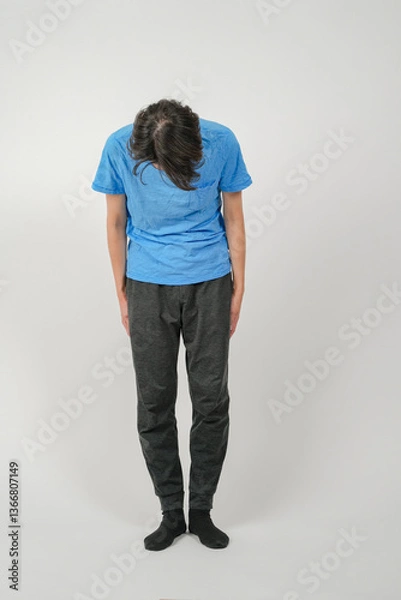 Fototapeta 軽くお辞儀をする男性