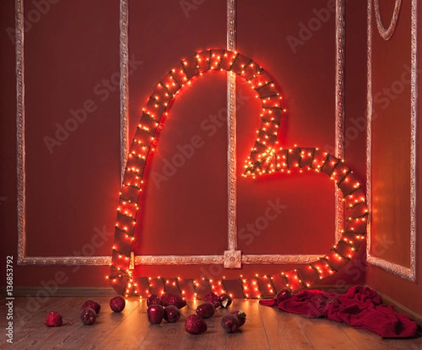 Obraz Red heart with the garland and red apples