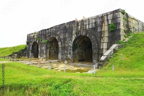 Obraz 胡朝の城塞　南門内側