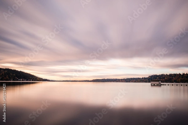 Fototapeta Dawn breaks over Lake Washington