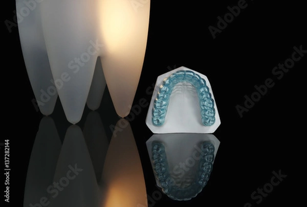 Obraz Night guard blue on teeth model