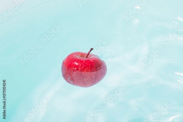 Obraz 水に浮くリンゴ