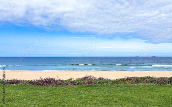 Fototapeta A view of City Beach in Wollongong, New South Wales, Australia, Looking directly out to the Pacific Ocean