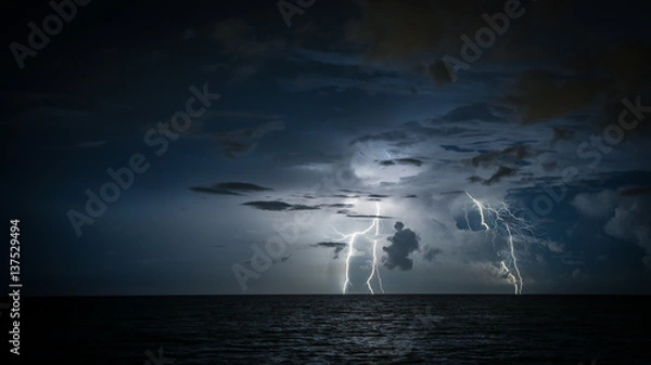 Fototapeta Lightning over Ocean