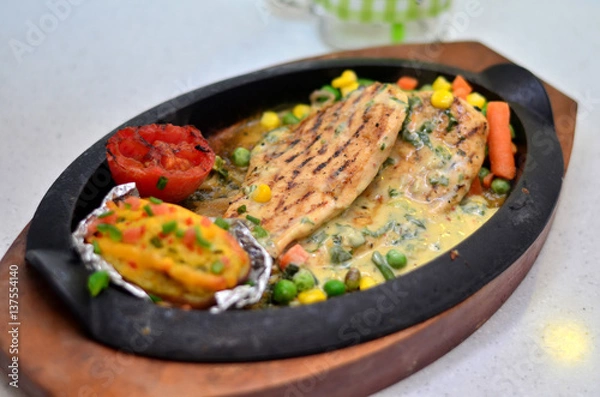 Obraz Chicken Steak with Vegetables