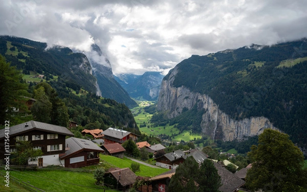 Obraz Panoramic view of the green Swiss valley taken from the village of Wengen, in the Jungfrau region, Interlaken, Switzerland.