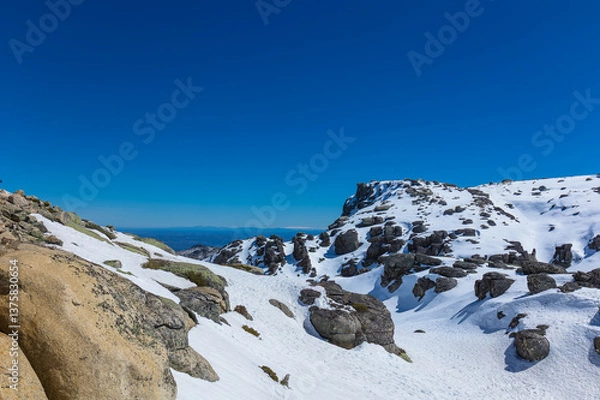 Obraz Mountain range in Serra da Estrela natural park with snow