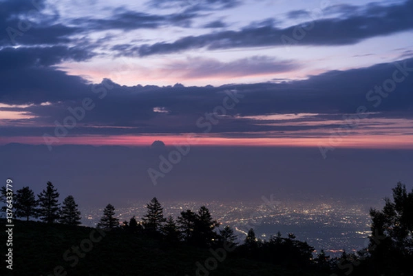Obraz 山梨県韮崎市　夜明けの甘利山