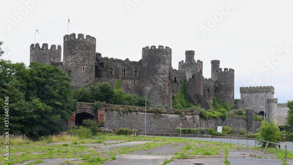 Obraz Impressive castel in Conwy, Wales.
