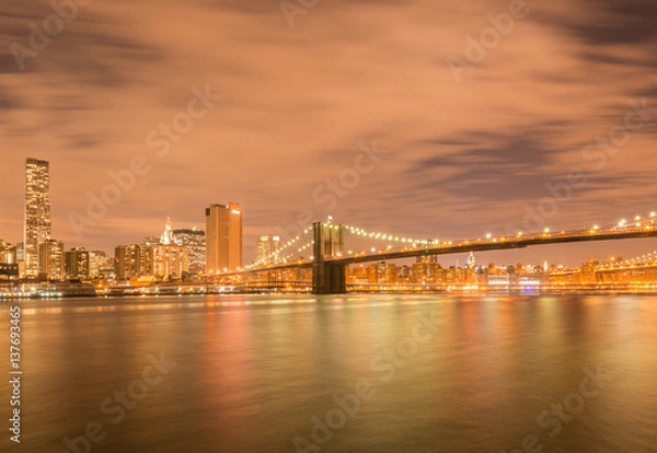 Obraz Night view of Manhattan and Brooklyn bridge