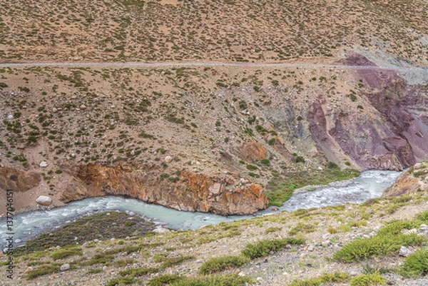 Fototapeta The Barkha river mountain valley during the ritual kora yatra around Kailash