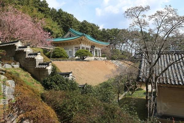 Obraz 韓国　忠烈祠