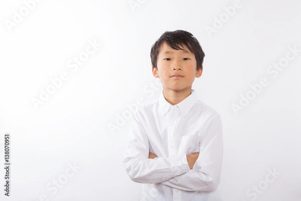 Obraz 腕を組む少年