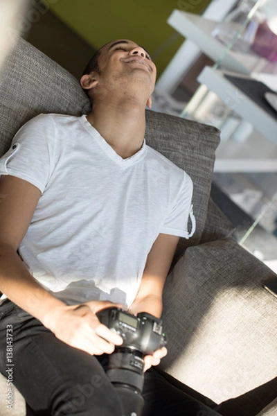 Obraz photographer having fun with his photographs