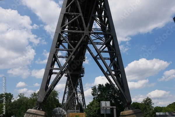 Fototapeta Eisenbahnhochbrücke in Rendsburg