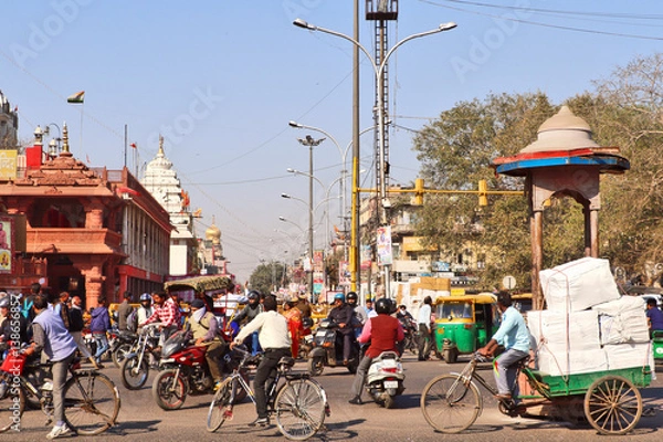 Obraz Crowded and traffic packed world famous market Chandni Chowk situated in front of Historical Red Fort.