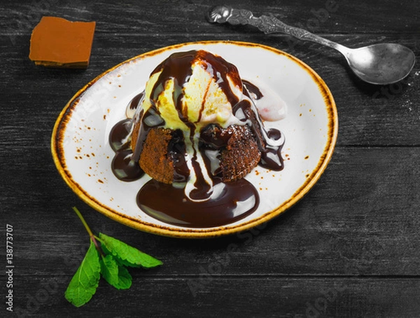 Obraz Chocolate lava cake (Molten)