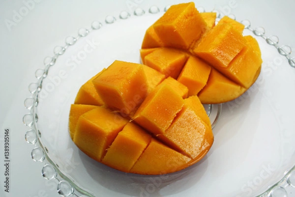 Fototapeta カットしたマンゴー