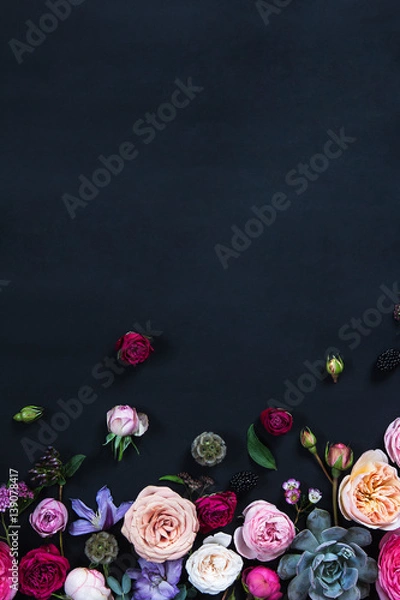 Obraz Flower background on black paper