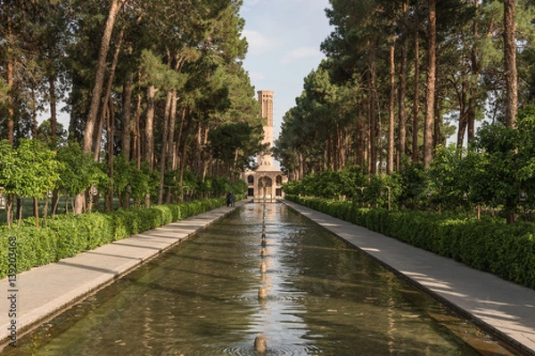 Fototapeta View of the Fin Garden or Fin Bagh near the persian city of Kashan. Water is one of the key elements in the persian gardens. Iran, Middle East, Asia