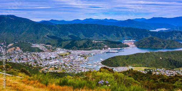 Obraz Panoramic View of the Town of Picton, New Zealand